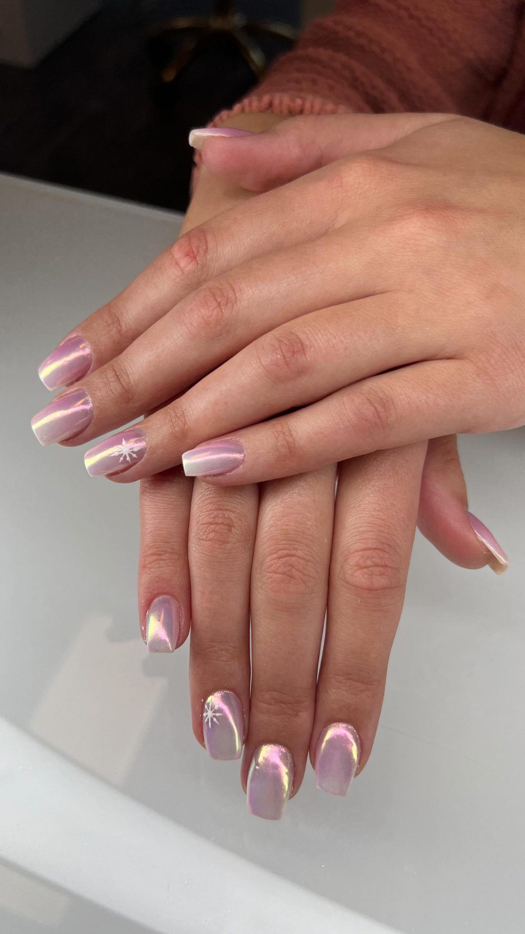 Instagram post from la_beautique_os. This post is in position 1.
