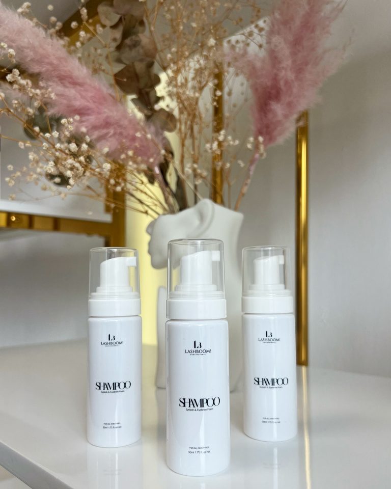 Instagram post from la_beautique_os. This post is in position 16.